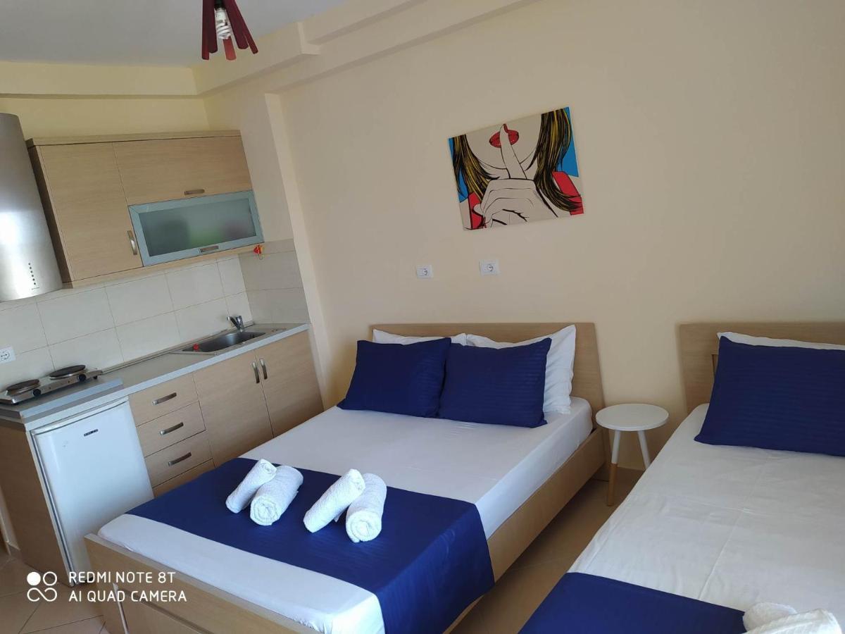 Summer Life Apartments Sarandë Exteriör bild